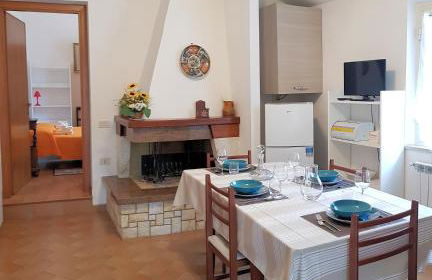 Case in campagna con piscina a Todi - Foto 1