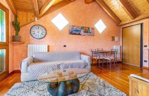 Lovely Orange House - Photo 5