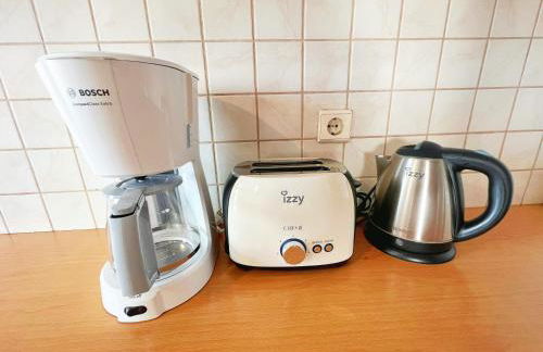 Cozy fairytal garden apartment, Family Friendly, Free parking, 15 Min to Airport - Foto 36