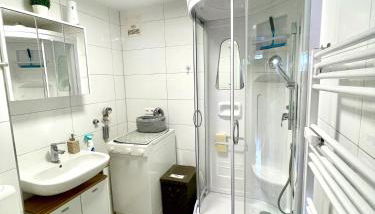 Bergblick I - Foto 2, Shower