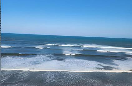 APTO PÉ na AREIA com Piscina - Centro Itanhaem - Foto 48