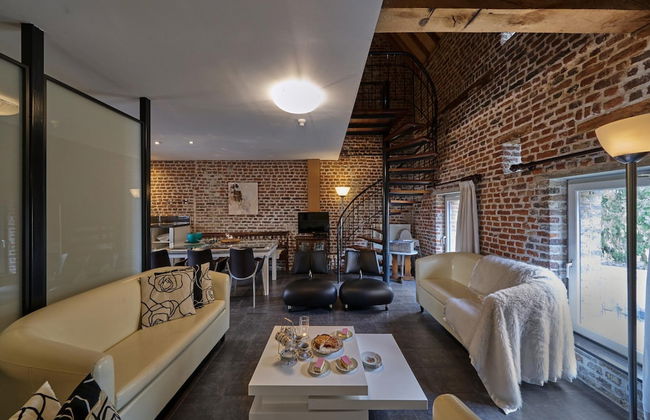 Villa in Mesch With Garden - Photo 1