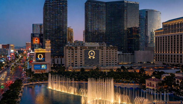 Stay Together Suites - Suite On The Strip Steps From Bellagio & Cosmo Sleeps 11 - NO RESORT FEE - Foto 2, Imagen principal