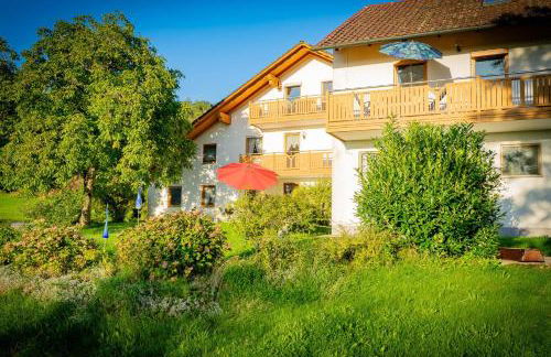 Ferienwohnungen Bauer - Auszeit mit Ausblick - Foto 1
