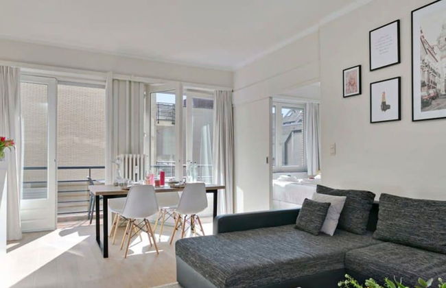 Sunny and Stylish Studio at the Zeedijk of Knokke - Foto 1