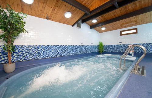 Harriet's Haven - Endless Pool, Tennis, Sky TV - Foto 17