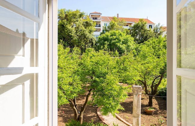 Dvori With Garden, Free Parking Next To Sea - Foto 46