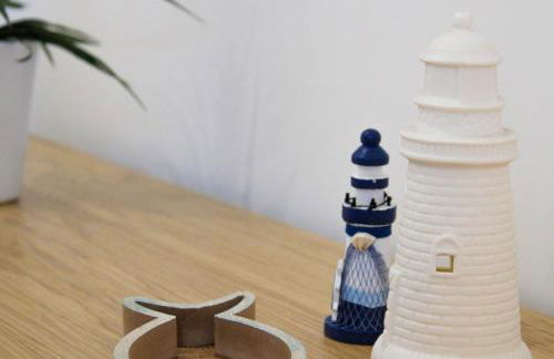 LIGEA APARTMENT - Bright Mediterranean Home with Bali-Inspired Touches - Central Anzio near Sea, Train and Bus Station - Foto 13