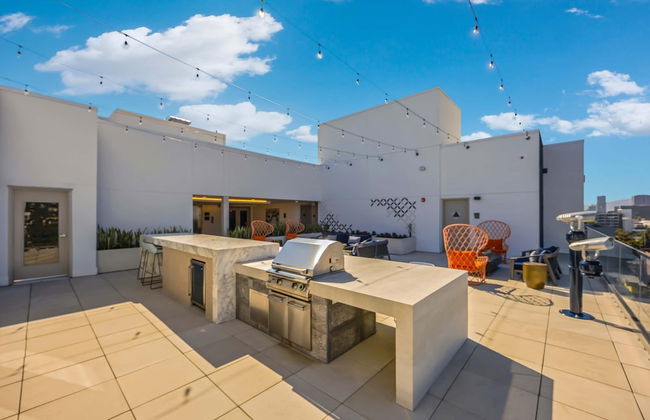 Luxury 2BR Hollywood Pool View by Oneluxstay - Foto 40