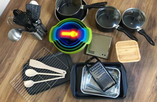 Green Valley, Cotswold stay with hamper - Photo 14