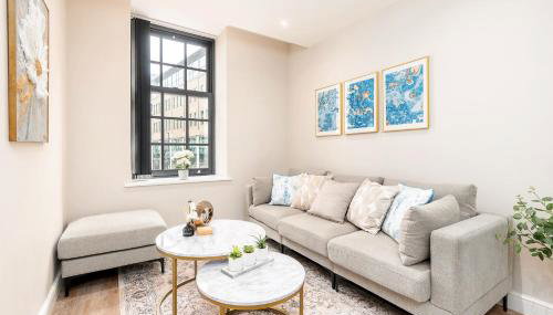 King Size Bed, City Centre, Long Stay Offers, Fast Wifi, Fully Equipped Kitchen, Dedicated Work Place - Foto 2