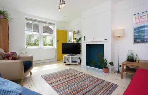 BRIARDENE AT BROADLANDS by BOURNECOAST - A Beautiful Large Family Home with a Garden and Parking in a Popular Area - HB7352 - Foto 17