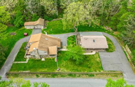 2 Houses, 22+Guests, 2 Hot Tubs, Renovated, Events Welcome! - Foto 9