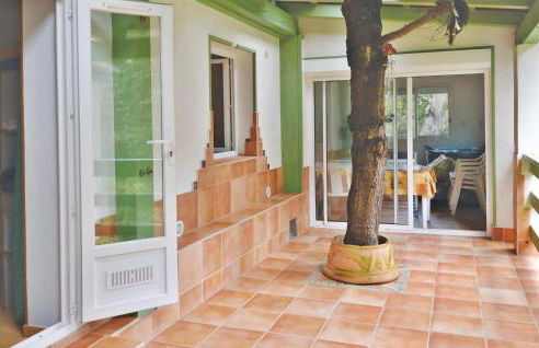 Nice Apartment In Sagone With Kitchen - Foto 3