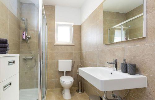 Charmantes Ferienhaus mit Meerblick, 2 Fahrraeder, Grill, privater Balkon, Waschmaschine - Foto 33