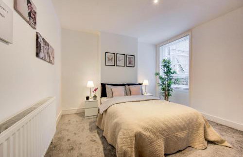 Beautiful 2 bed apartment in central London - Photo 11