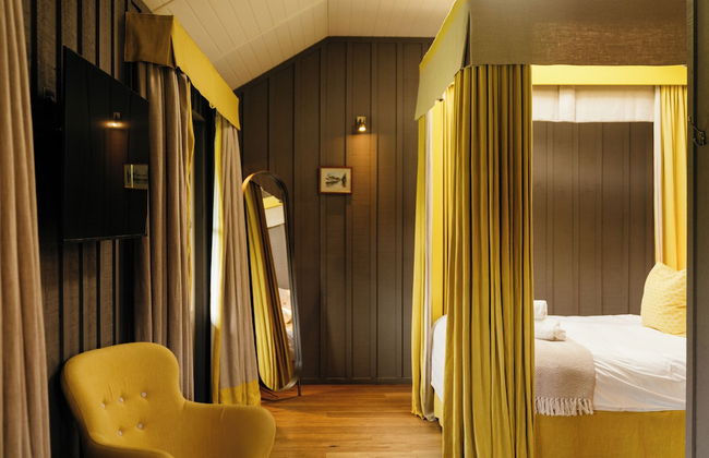 Retreat East - Photo 58