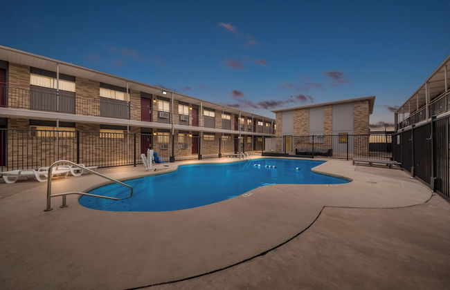 Red Roof Inn Del Rio - Foto 29