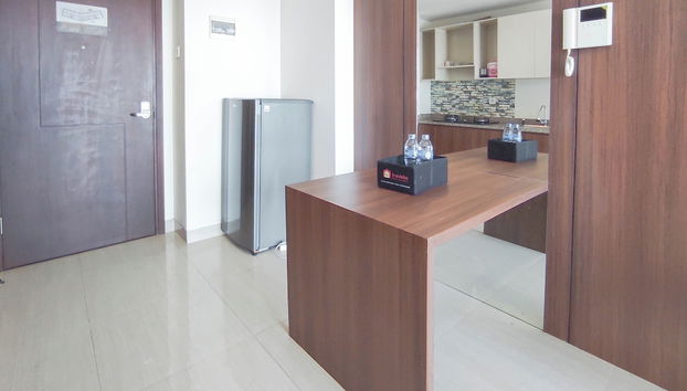 Compact And Relaxing 1Br At Grand Sungkono Lagoon Apartment - Foto 5, Cocina privada