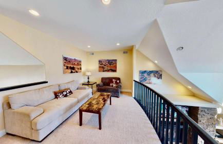 Moab Desert Home, 4 Bedroom Private House, Sleeps 10, Pet Friendly - Photo 4