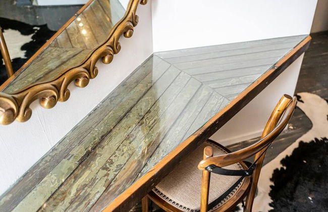 Elegant Edgy Loft on Historic Alley Parking - Foto 51