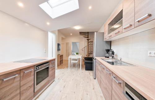 Tolstov Apartments - 1 or 3 Room Apartments - 20 Min Messe DUS and Old Town DUS - Foto 27