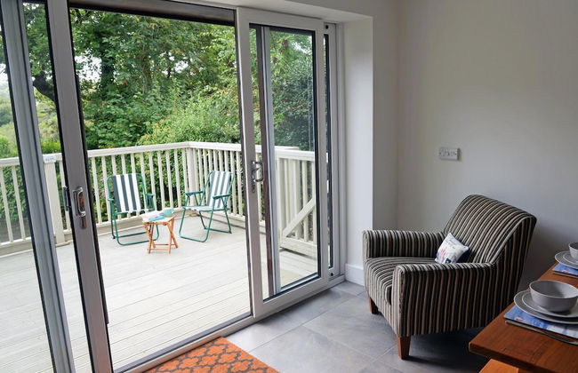 Valley Retreat - Peaceful Location, Walk to Beach, Parking - Photo 9