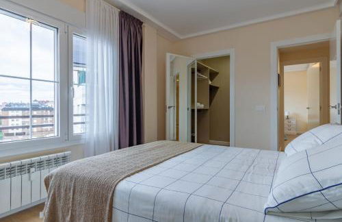 AH Full&Roomy Auditorio de Oviedo VUT6502AS - Foto 3