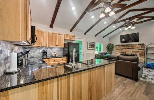 Hike, Hunt and Unwind Cozy Cabin Near Hersheypark - Foto 9