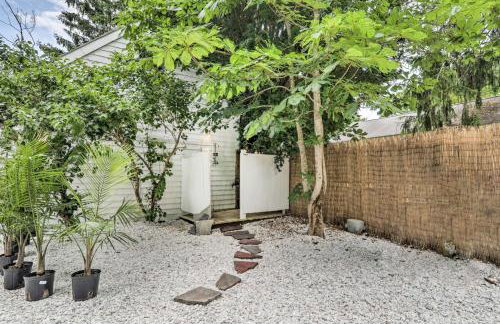 1 Mi to Beach! Cape Cod Carriage House on 2 Acres - Foto 25