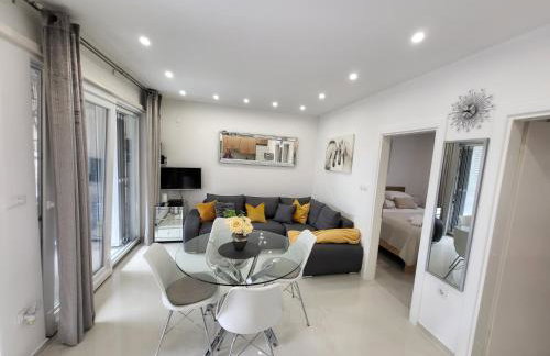 Villa Roko - Luxury Villa 60m from beach! - Photo 12