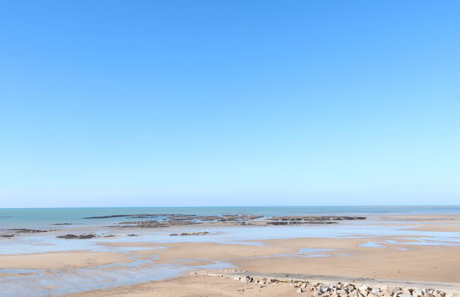 Pirou Beach - Foto 32