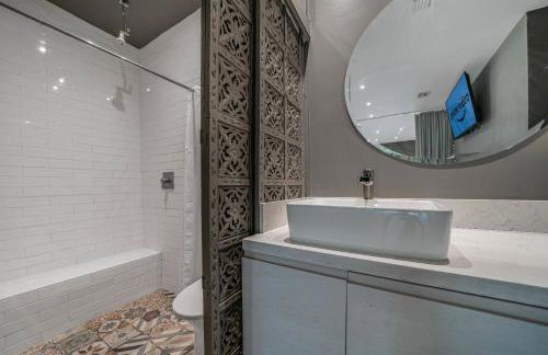 New Villa Jungle Paradise Heated Pool BBQ Soccer - Foto 32