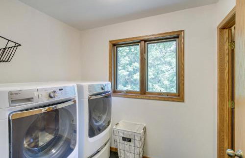 Secluded Wautoma Home with Fire Pit! - Foto 16