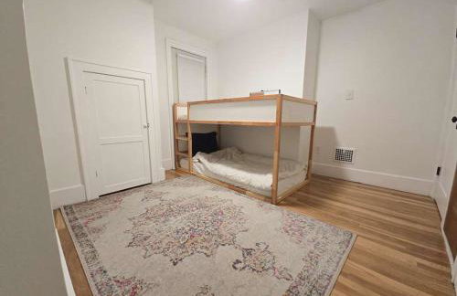 Recently Renovated 1924 DUTCH in Royal Oak - Foto 26