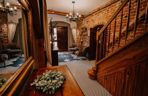 Stary Młyn w Brzeźnicy - Foto 1