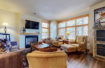 Solstice 11 Amazing Location on Golf Course, Heated Garage, Private Washer Dryer condo - Photo 8