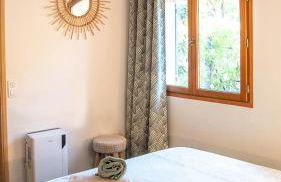 Le Plan de la Tour - T2 4 pers climatisé, 1 ch, jardin, parking, douceur provençale - Foto 6