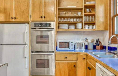 Landmark 23 - Photo 30