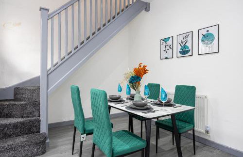 Bolton 2BR Cinema House, Free Parking, Fast WiFi, Comfortable Stay - Foto 29