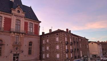 Gîte Cosy - 72m2 - Hyper Centre - Tout équipé - Foto 2