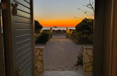 ViLLA GASPARE FRONTE MARE - Foto 1