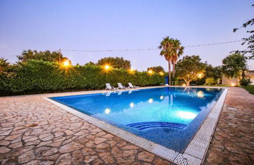 Villa con parco e piscina - Foto 12