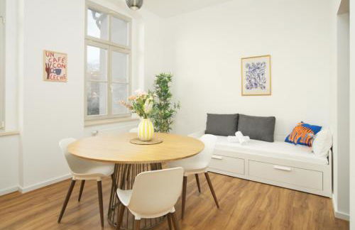 Halle Suites by FullHouse - free parking & WiFi - Foto 49