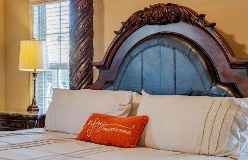 Modern 5BR Retreat with Office Fully Furnished - Foto 23