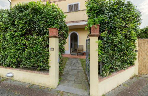 Villa vicino al mare con giardino e parcheggio - Foto 3