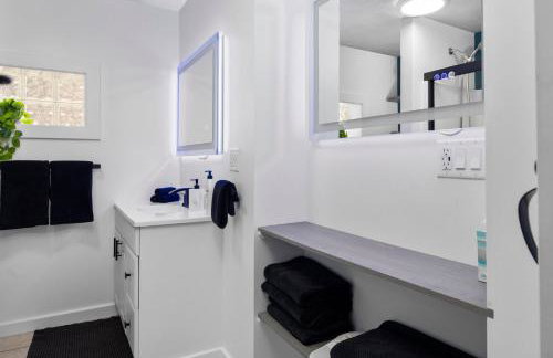 Stunning Newly Renovated Modern Beach House - 7633 - Foto 100