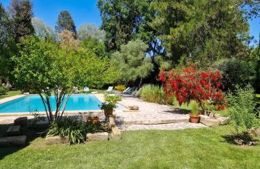 Appartement spacieux à Arles avec piscine et jardin partagé - Foto 1