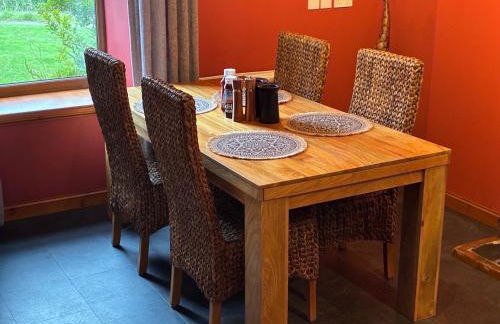 Cottage Farmhouse - Photo 15