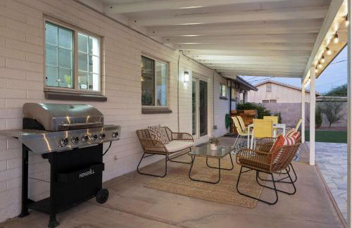 Shangri La Home - Boho Chic with Patio Pool & Grille - Foto 40